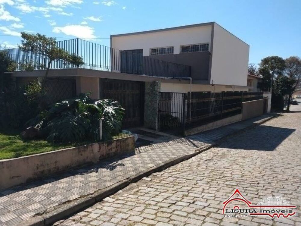 Casa, 3 quartos, 295 m² - Foto 1