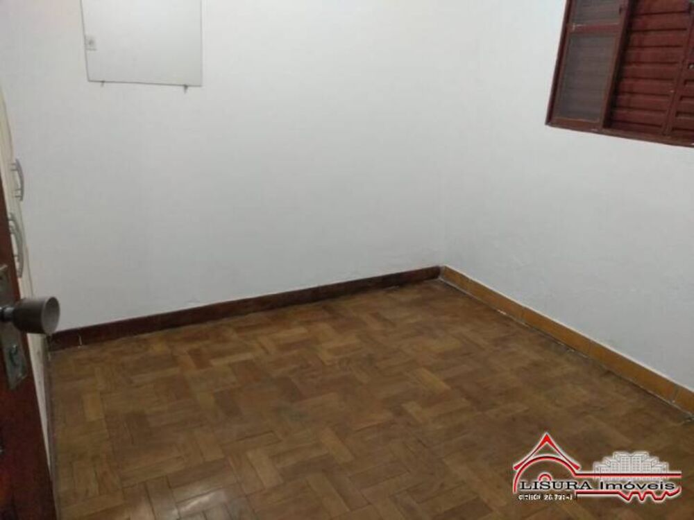 Casa à venda com 2 quartos, 10m² - Foto 2