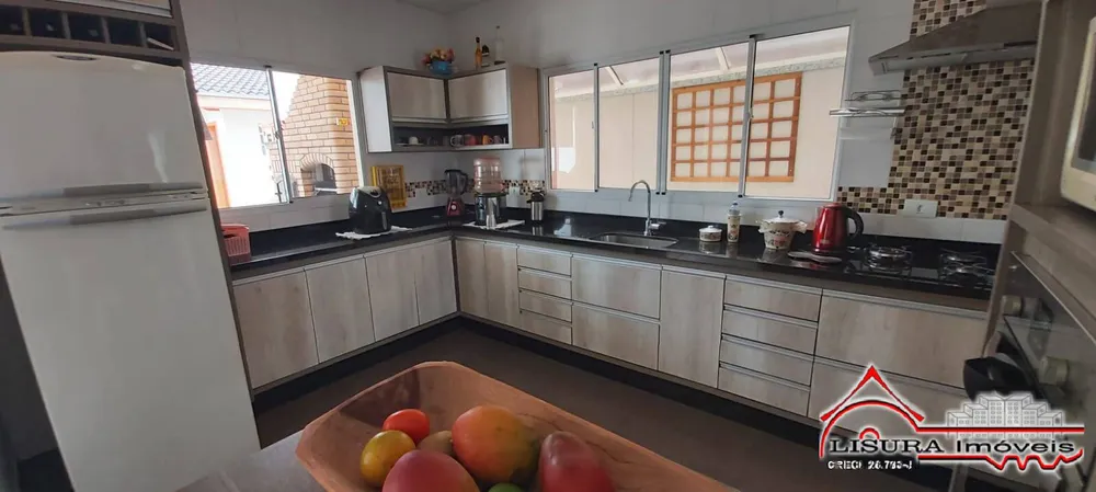 Casa, 3 quartos, 230 m² - Foto 6