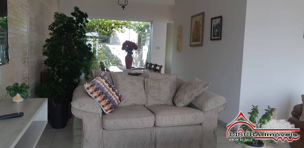Casa, 4 quartos, 250 m² - Foto 4