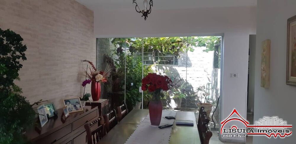 Casa, 4 quartos, 250 m² - Foto 3