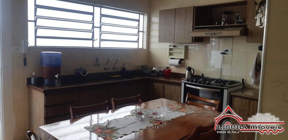 Casa, 4 quartos, 250 m² - Foto 9