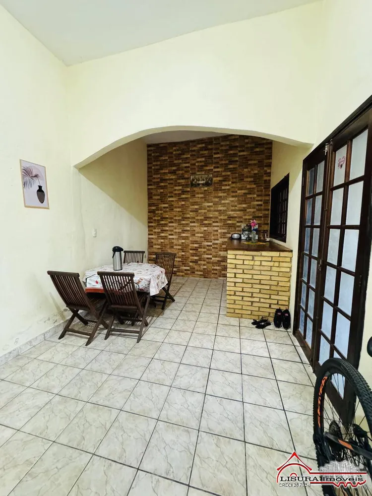 Casa, 3 quartos, 342 m² - Foto 1