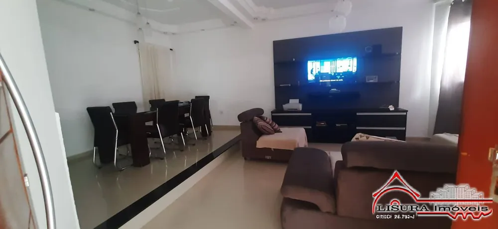 Casa, 3 quartos, 200 m² - Foto 1
