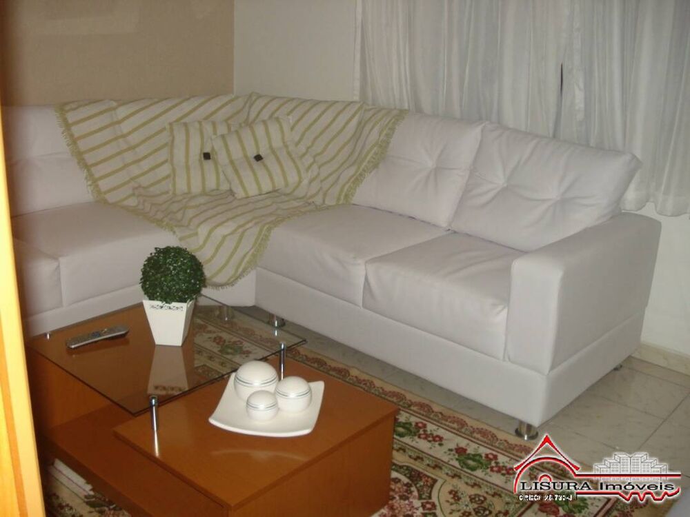 Casa à venda com 2 quartos, 170m² - Foto 2