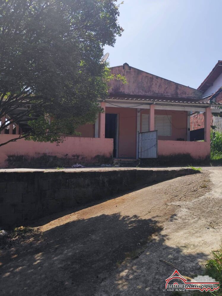 Casa à venda com 2 quartos, 147m² - Foto 2