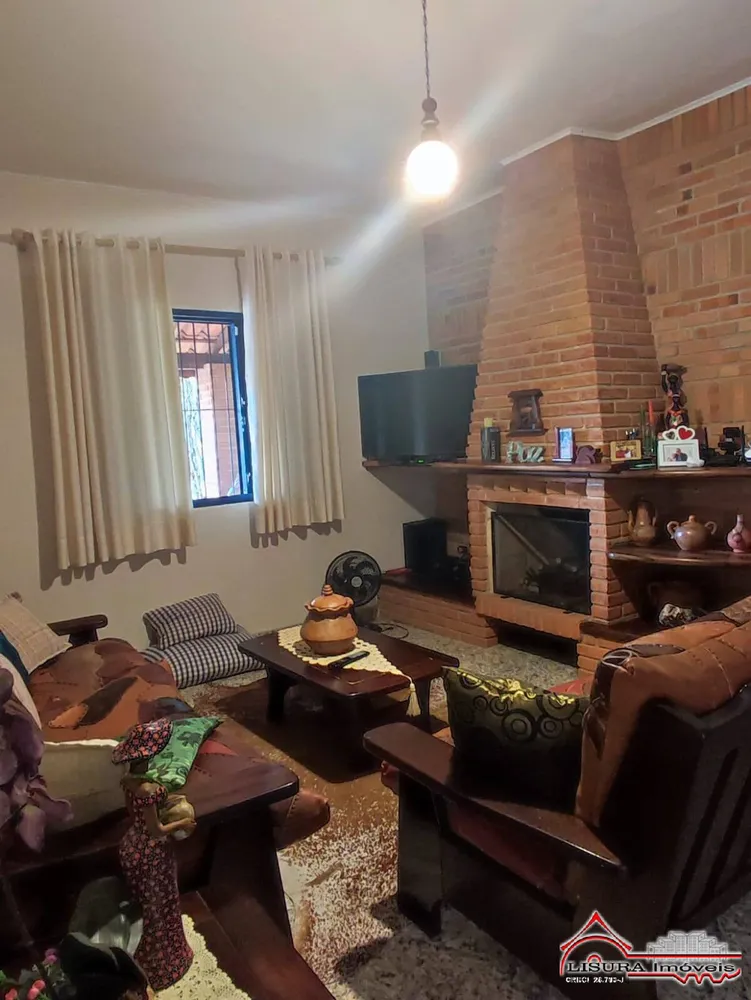 Chácara, 3 quartos, 2000 m² - Foto 1