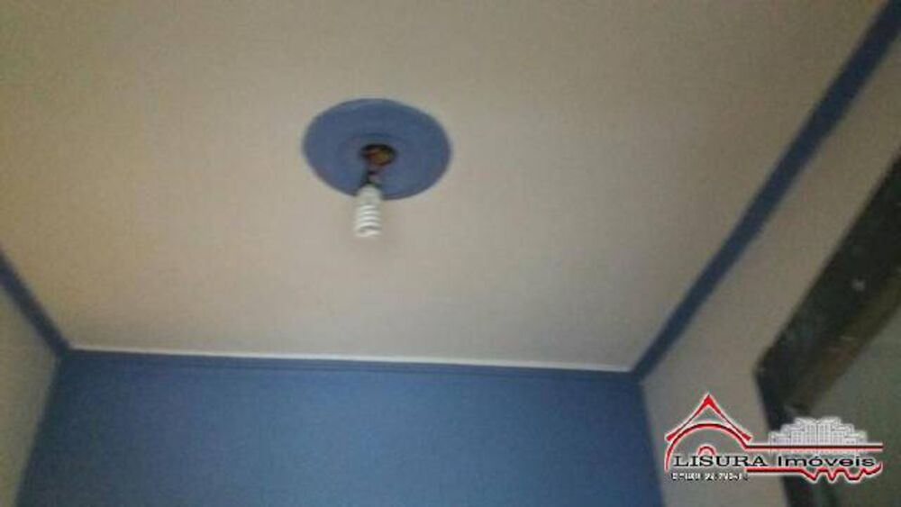 Casa à venda com 2 quartos, 1m² - Foto 3