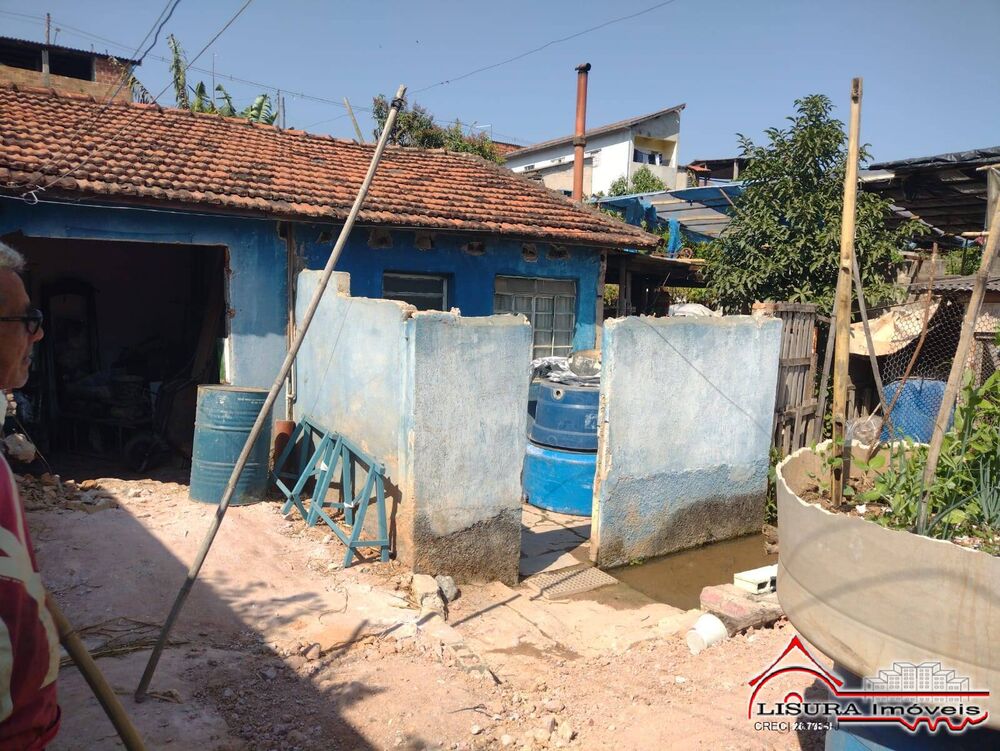 Casa à venda com 2 quartos, 72m² - Foto 9