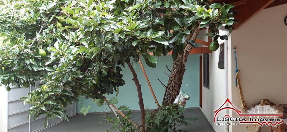 Casa à venda com 3 quartos, 230m² - Foto 14