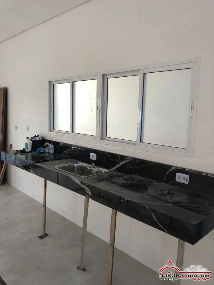 Casa, 3 quartos, 240 m² - Foto 2