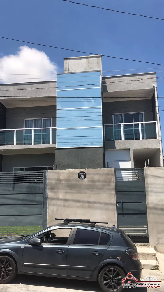 Casa, 3 quartos, 240 m² - Foto 1