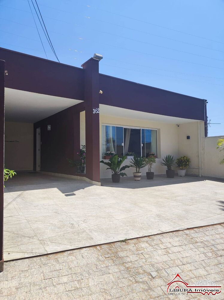 Casa à venda com 2 quartos, 240m² - Foto 2