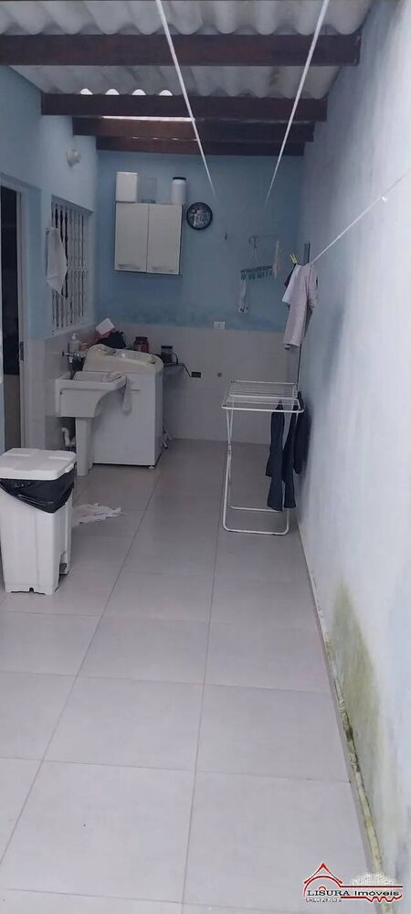 Casa à venda com 2 quartos, 60m² - Foto 17