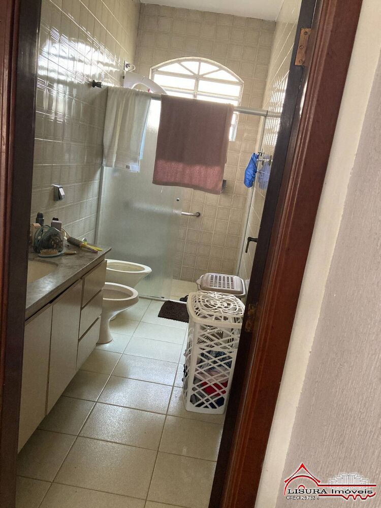 Casa à venda com 3 quartos, 266m² - Foto 12