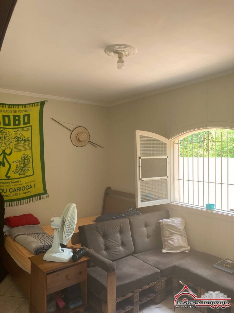 Casa à venda com 3 quartos, 266m² - Foto 9