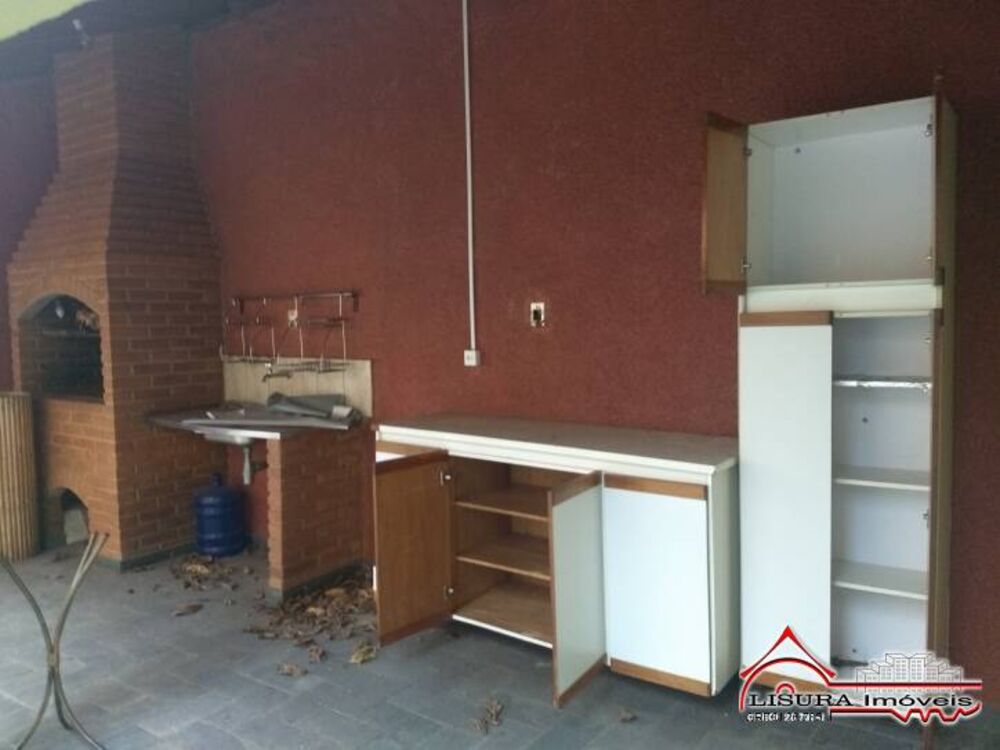 Casa à venda com 4 quartos, 250m² - Foto 6
