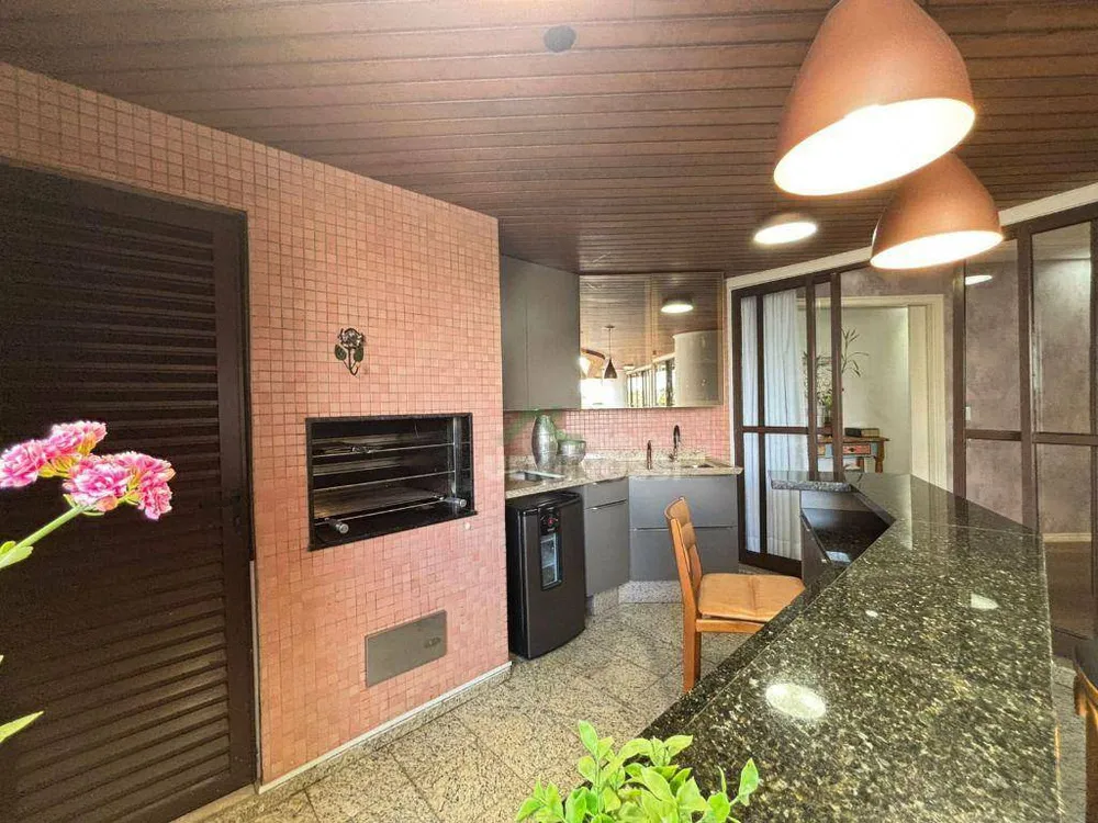 Apartamento, 4 quartos, 267 m² - Foto 1