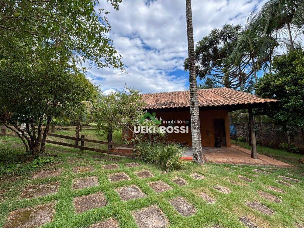 Chácara, 3 quartos, 3000 m² - Foto 1