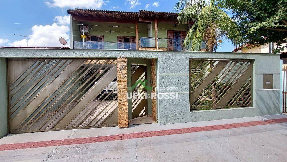 Casa, 3 quartos, 225 m² - Foto 2