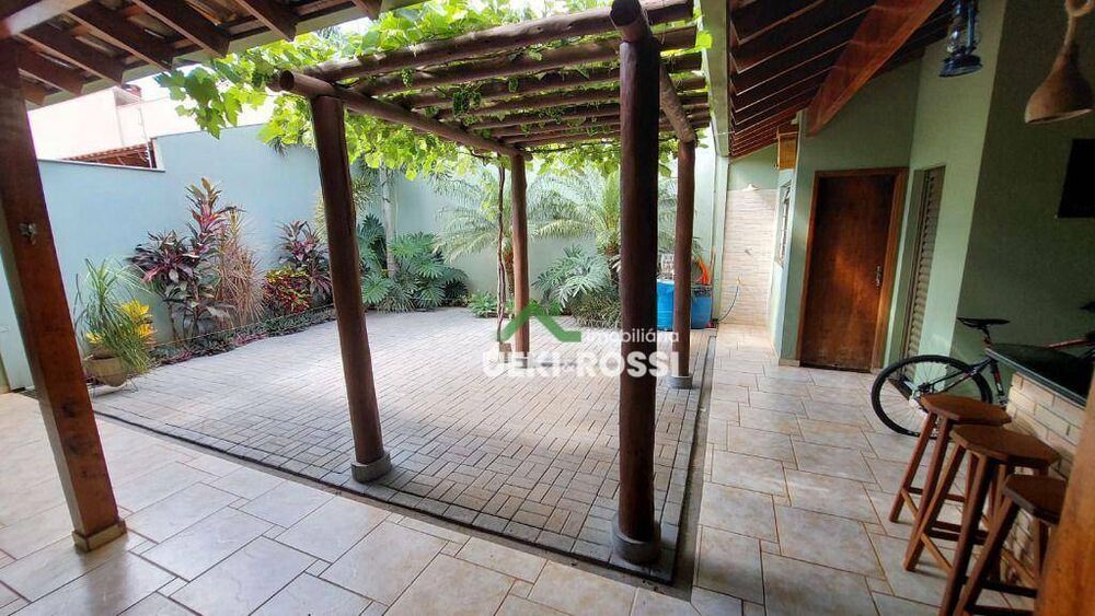 Casa, 3 quartos, 225 m² - Foto 12