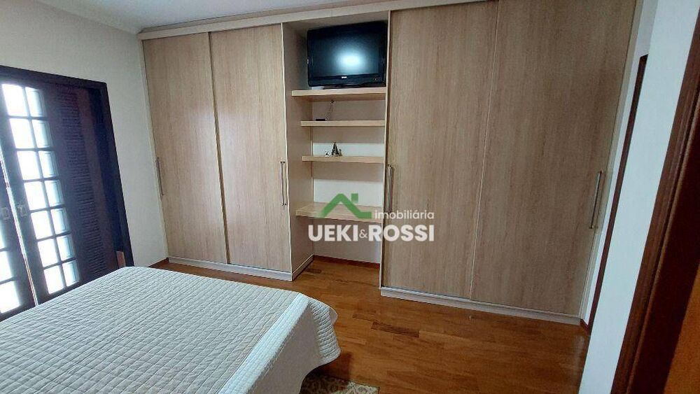 Casa, 3 quartos, 225 m² - Foto 14