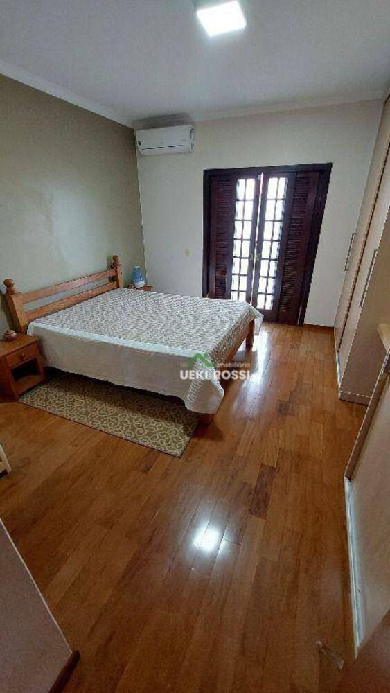 Casa, 3 quartos, 225 m² - Foto 32