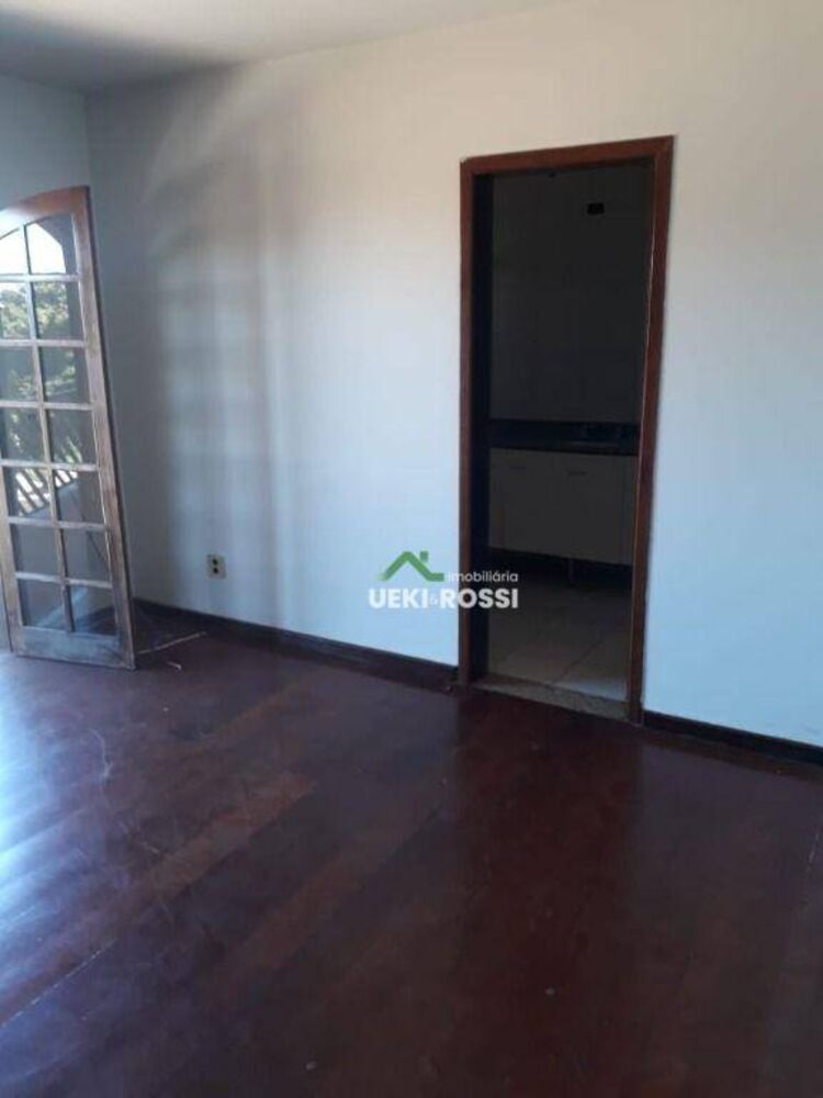 Casa, 4 quartos, 360 m² - Foto 2