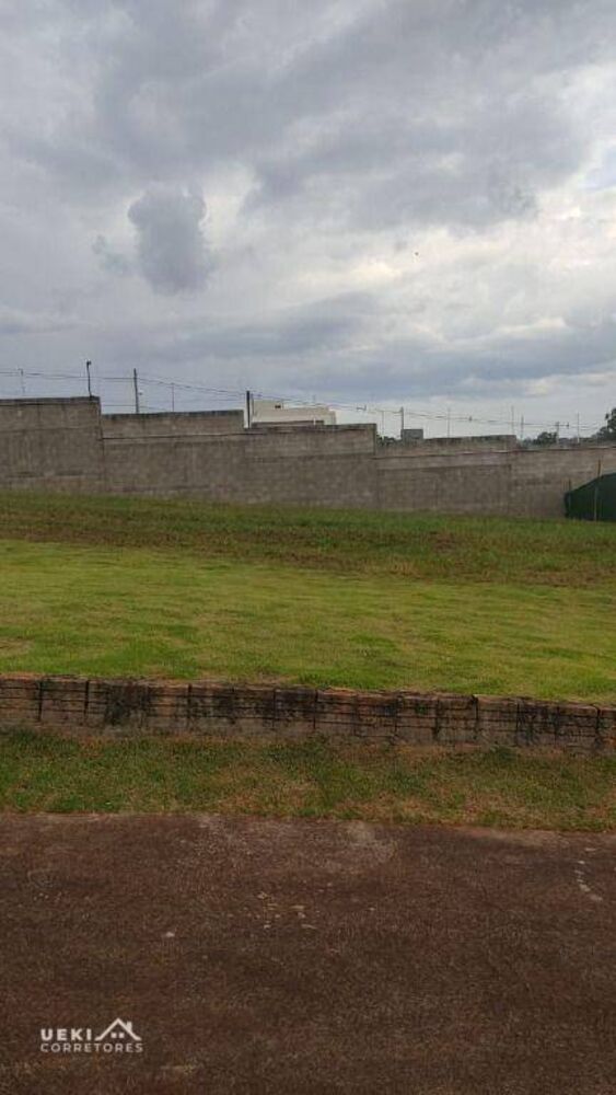 Loteamento e Condomínio, 250 m² - Foto 1