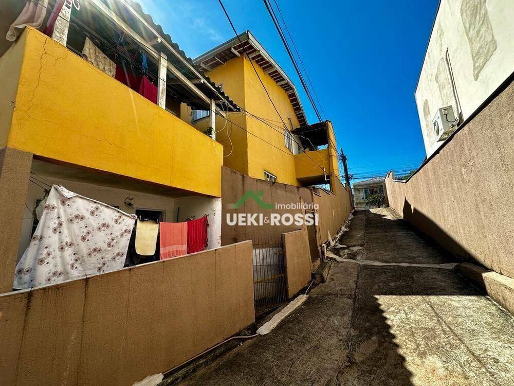 Casa, 2 quartos, 370 m² - Foto 1