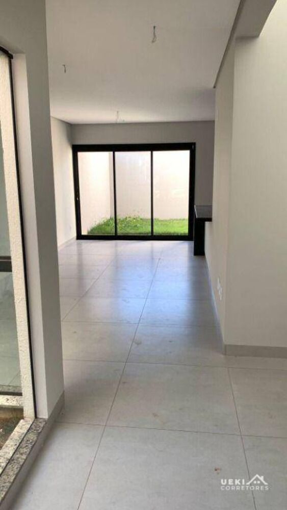 Casa de Condomínio à venda com 3 quartos, 147m² - Foto 1