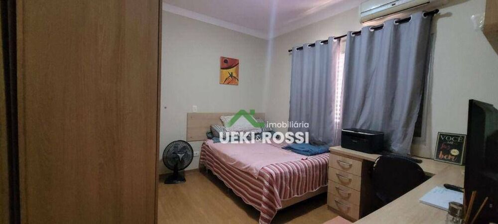 Casa, 3 quartos, 230 m² - Foto 15