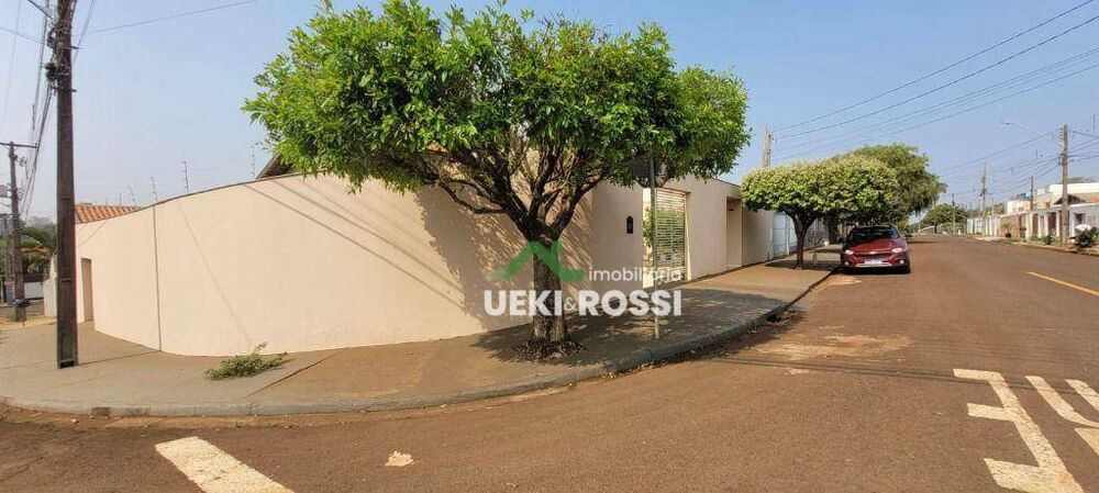 Casa, 3 quartos, 230 m² - Foto 2