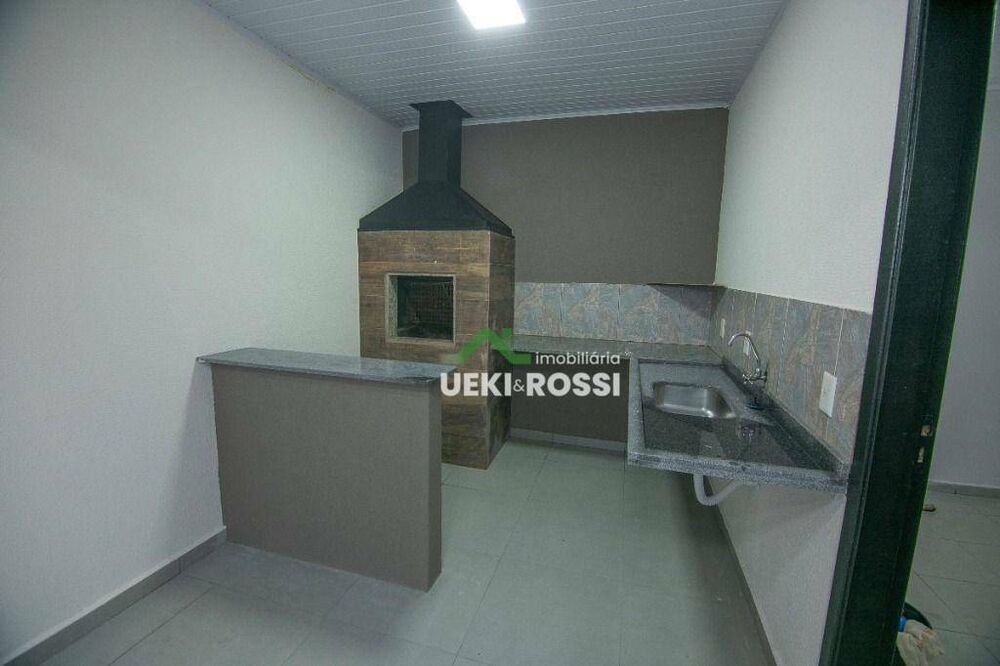 Casa à venda com 4 quartos, 135m² - Foto 17