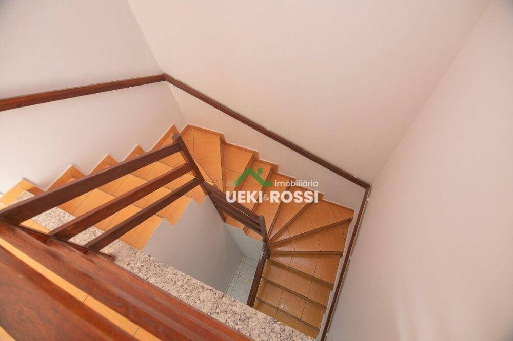 Casa à venda com 4 quartos, 135m² - Foto 30