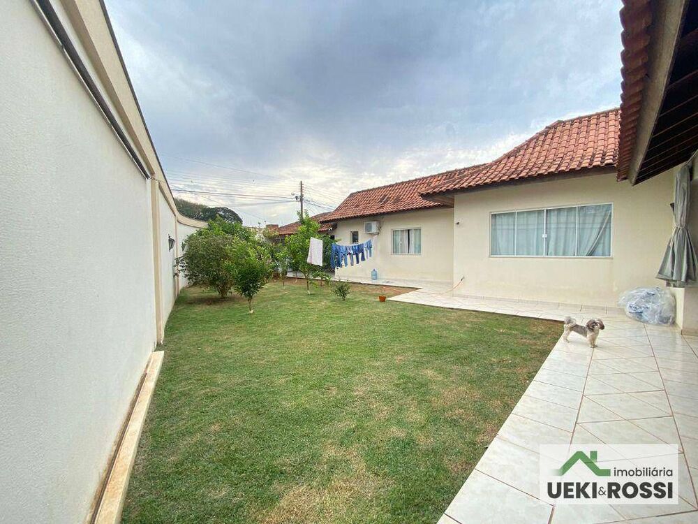 Casa, 3 quartos, 210 m² - Foto 2