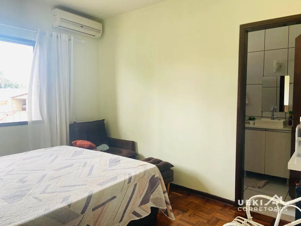 Casa, 5 quartos, 250 m² - Foto 9