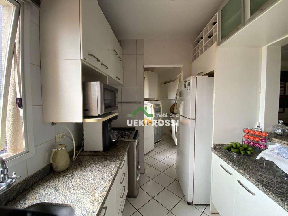 Apartamento à venda com 3 quartos, 96m² - Foto 8