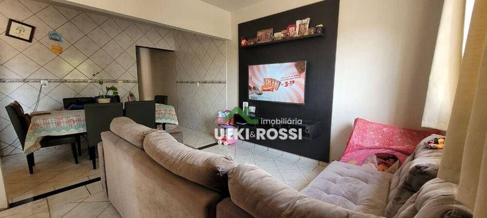 Casa, 6 quartos, 160 m² - Foto 2