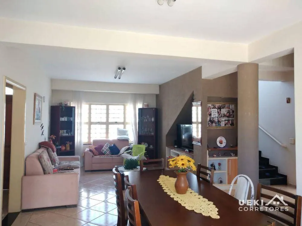 Casa, 4 quartos, 253 m² - Foto 8