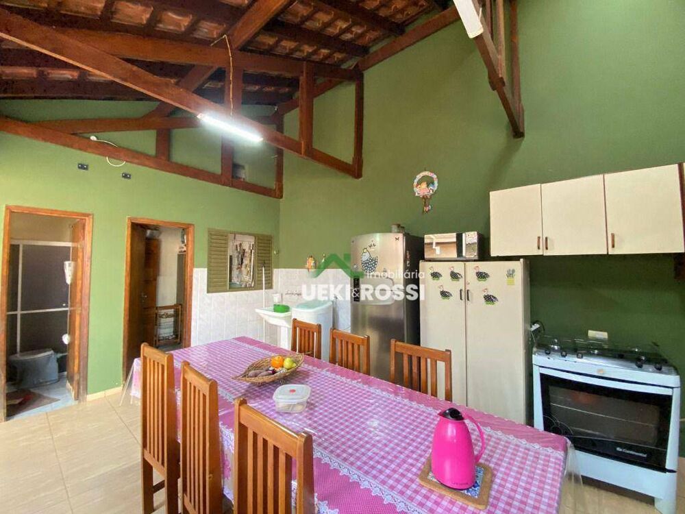 Casa à venda com 3 quartos, 181m² - Foto 10