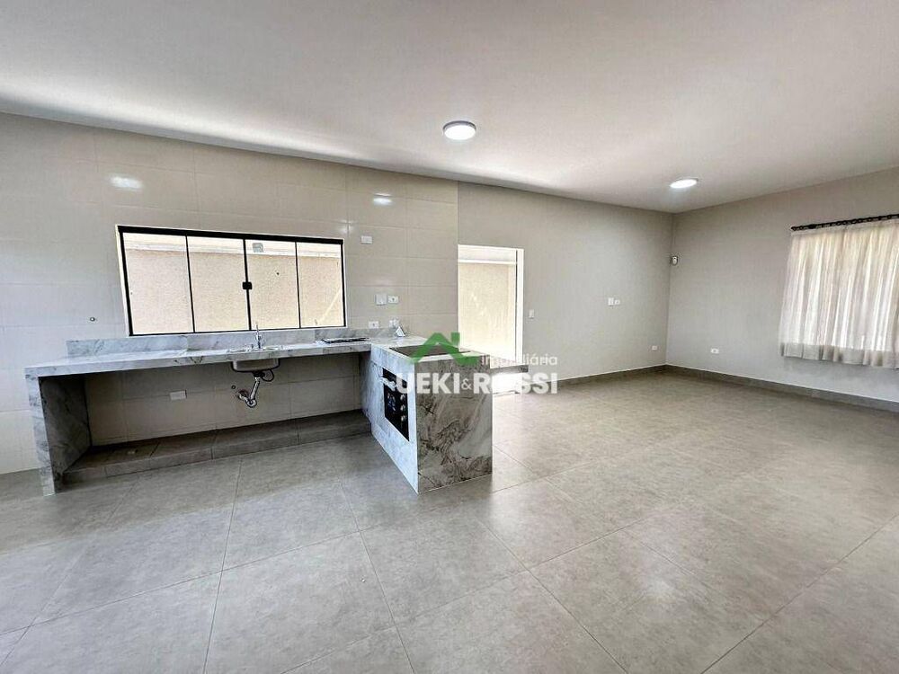 Casa, 3 quartos, 220 m² - Foto 3