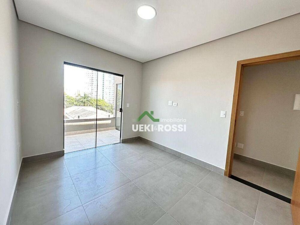 Casa, 3 quartos, 220 m² - Foto 1