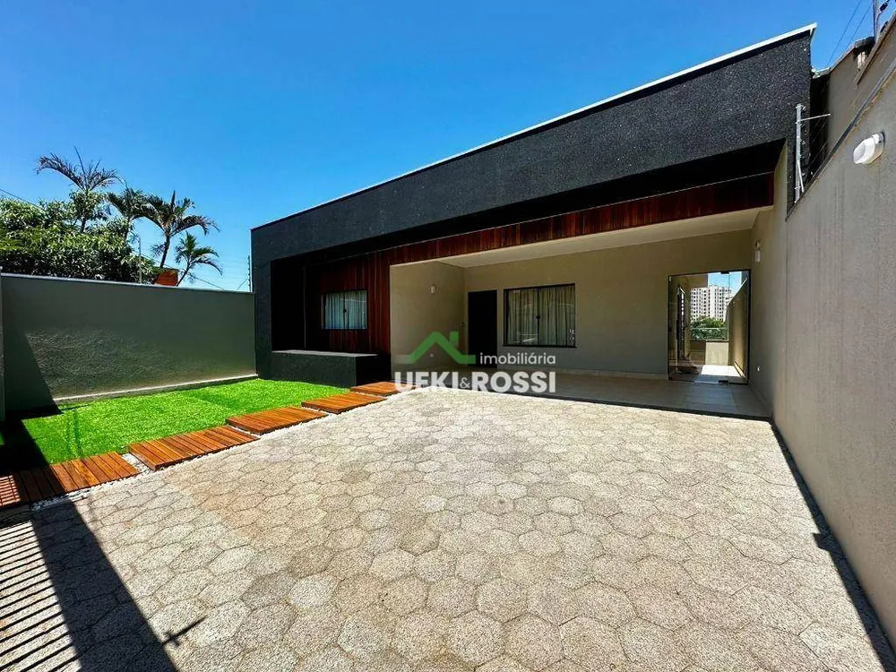 Casa, 3 quartos, 220 m² - Foto 1
