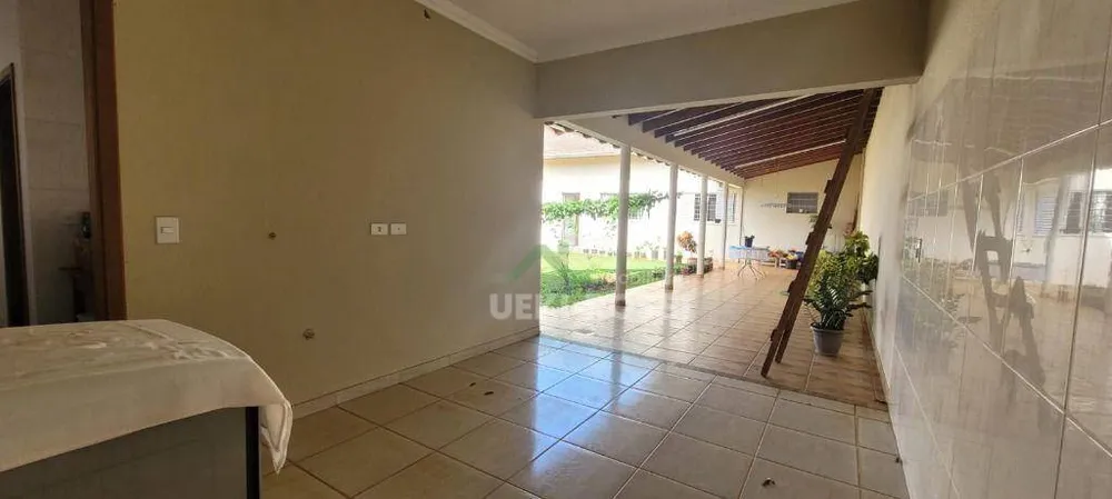 Casa, 3 quartos, 251 m² - Foto 11