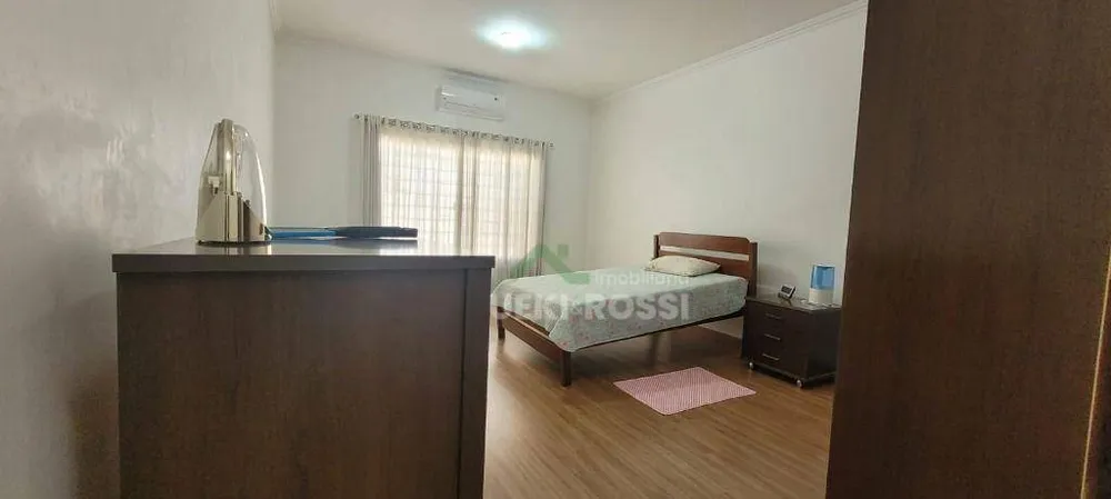Casa, 3 quartos, 251 m² - Foto 9