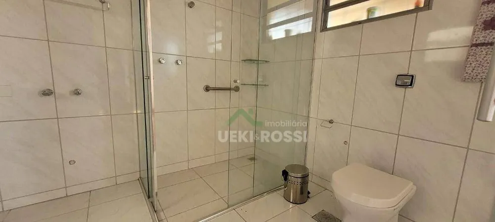 Casa, 3 quartos, 251 m² - Foto 3