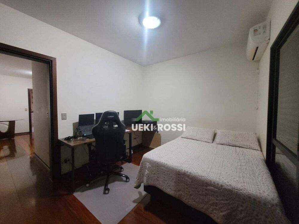 Apartamento à venda com 4 quartos, 224m² - Foto 11