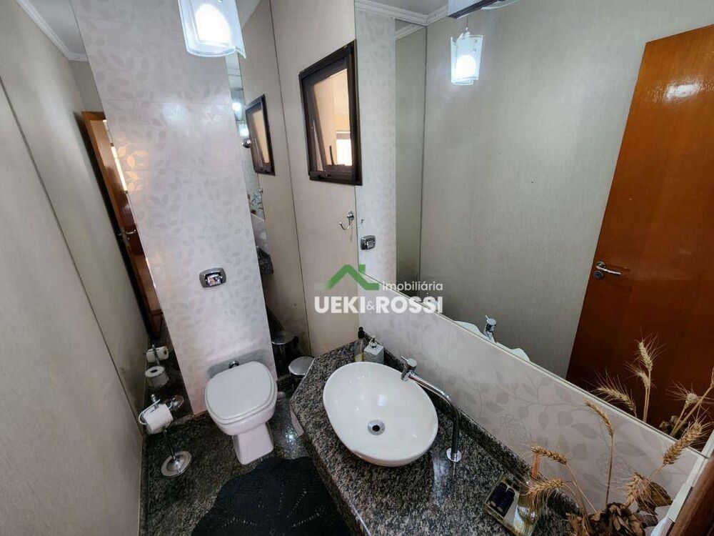 Casa, 3 quartos, 240 m² - Foto 3