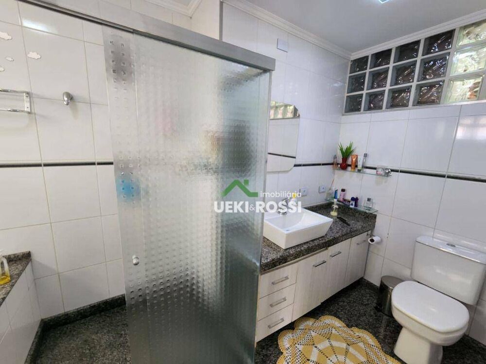 Casa, 3 quartos, 240 m² - Foto 11